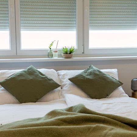 Large Apartments - Great For Groups - With Balcony Or Terrace Vienna Esterno foto